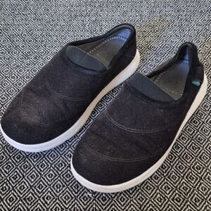 Vessi Sunday Slip-On Shoes – Black, Women’s Size 7
